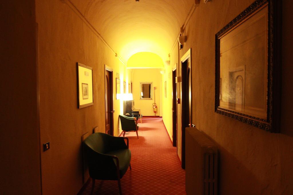 Hotel Portici Vicoforte Bagian luar foto