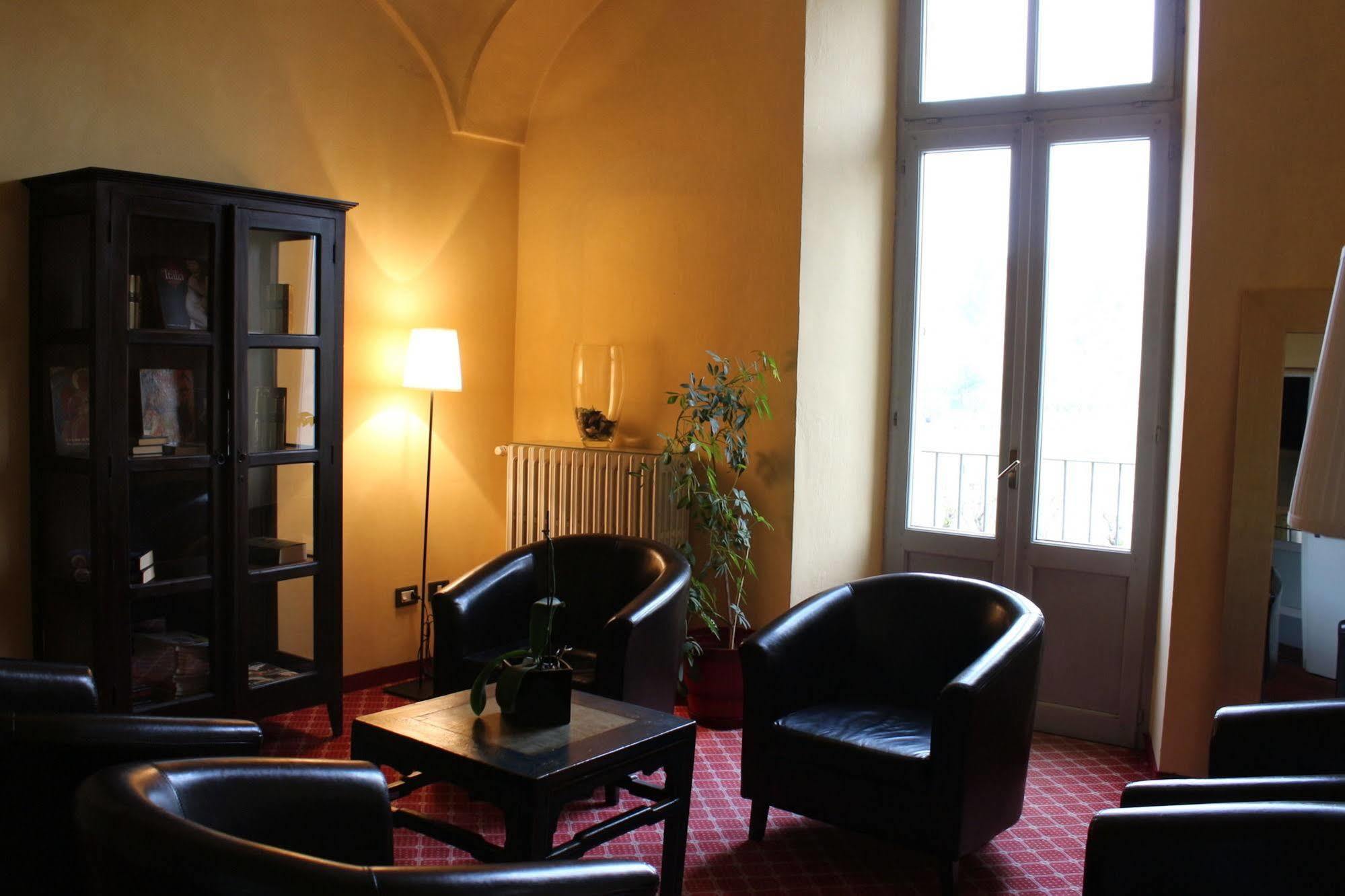 Hotel Portici Vicoforte Bagian luar foto